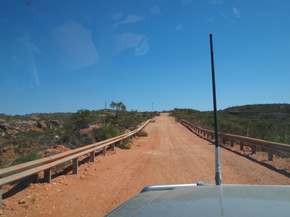 The narrow and steep road into the gorge.