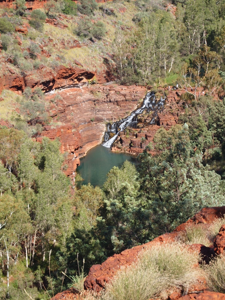 View of the waterfall in Dales Gorge